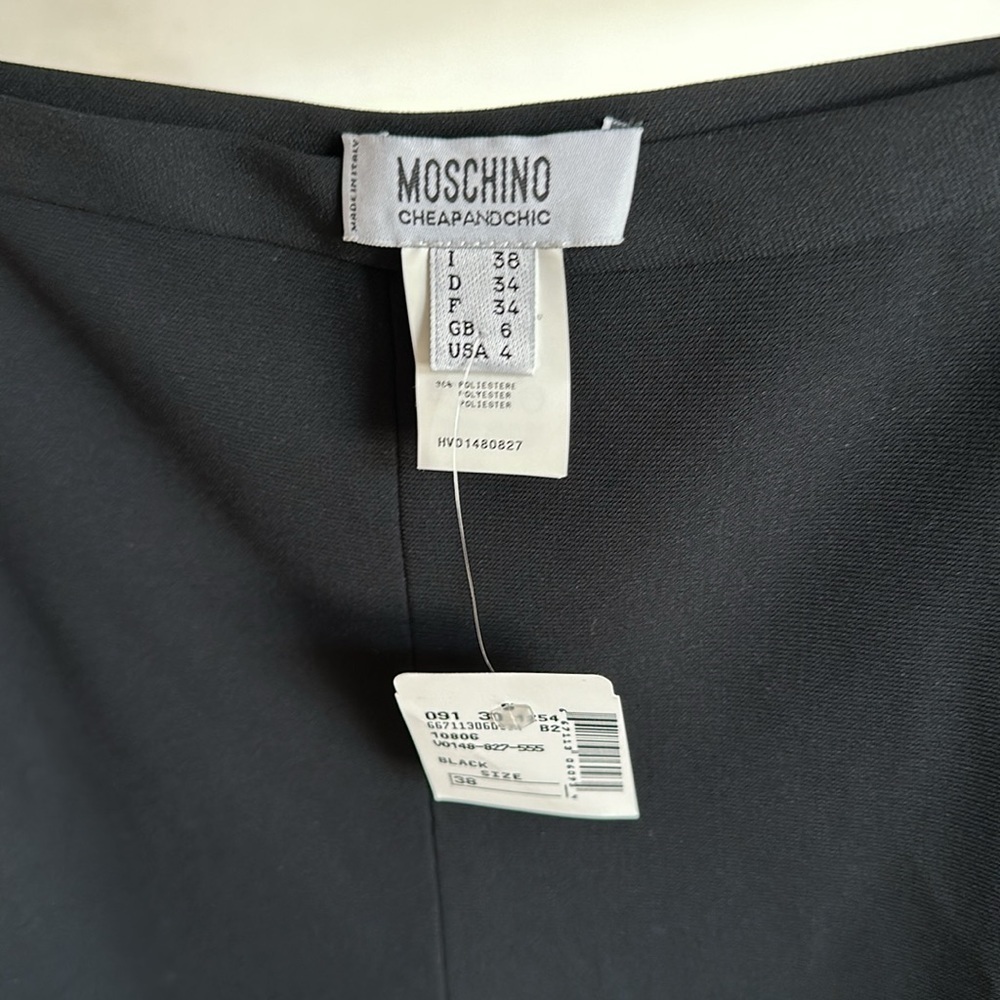 NWT MOSCHINO Cheap and Chic Black Skirt,Made in Italy,Size 4 - Picture 3 of 9